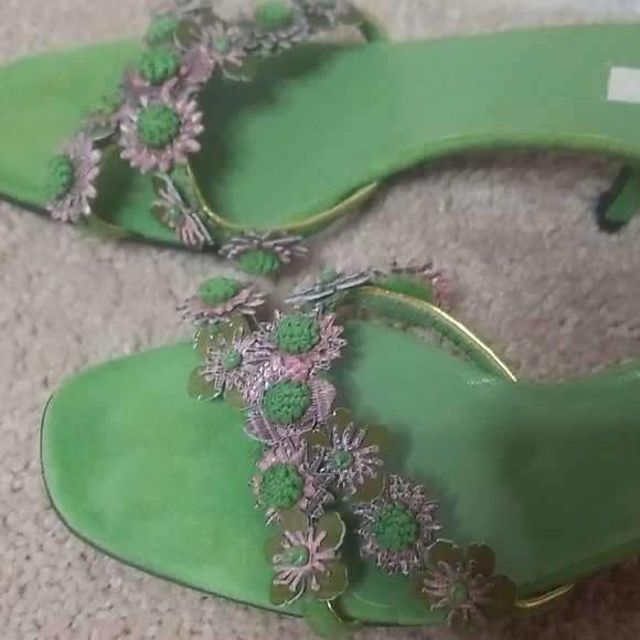 Prada Green Sandals with Metallic Chain Embellishment - Picture 4 of 16